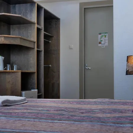 センター ホテル 2*