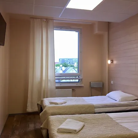 Center Hotell 2*