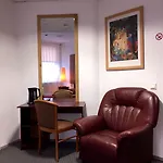 Hotel Center