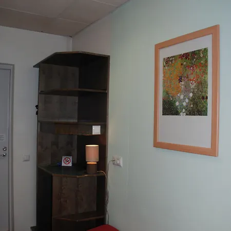 Center Hotel 2*