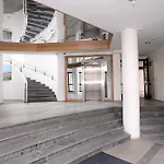 Hotel Center